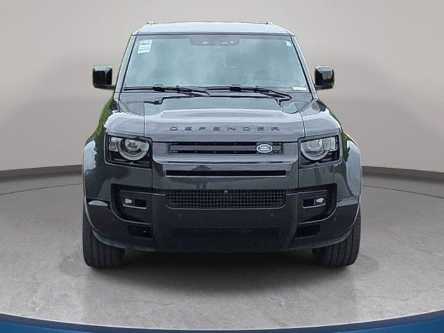 2025 Land Rover Defender V8