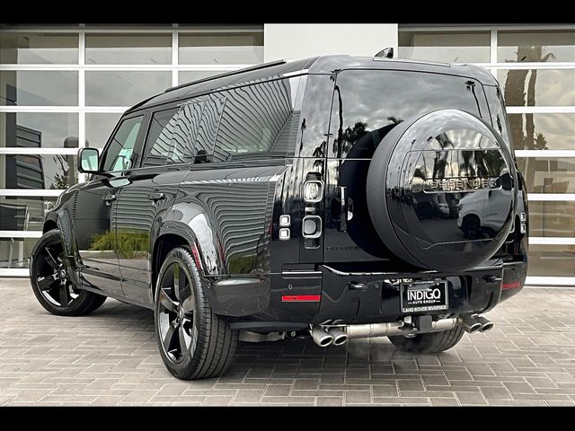 2025 Land Rover Defender V8