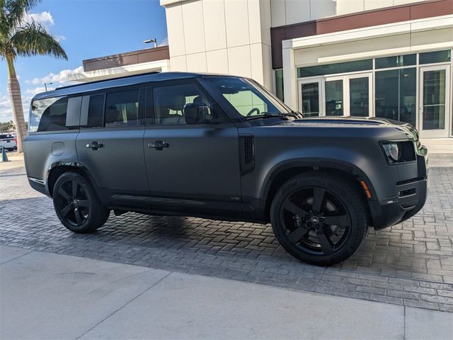 2025 Land Rover Defender V8