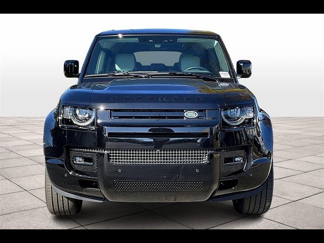 2025 Land Rover Defender X-Dynamic SE