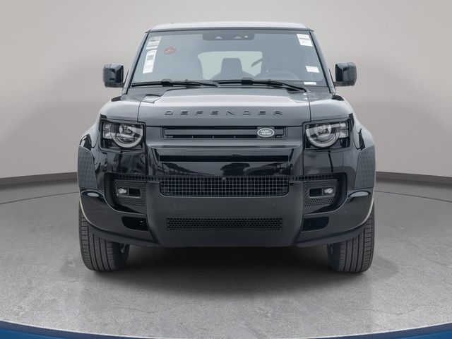 2025 Land Rover Defender X-Dynamic SE