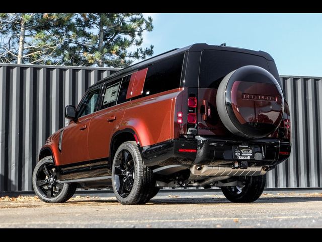 2025 Land Rover Defender X-Dynamic SE