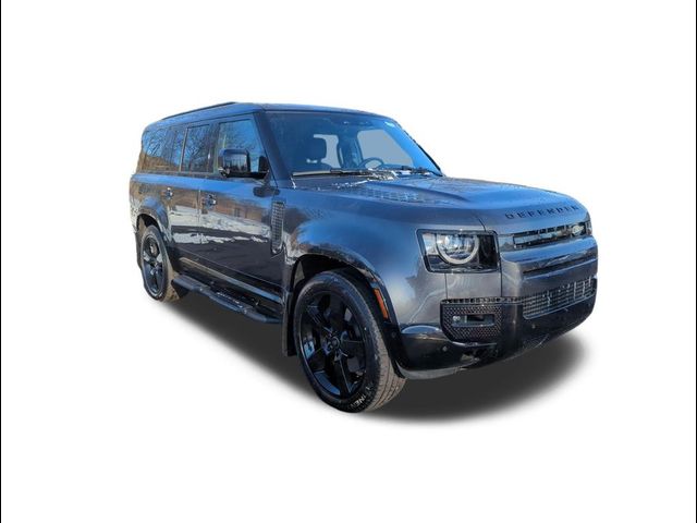 2025 Land Rover Defender X-Dynamic SE