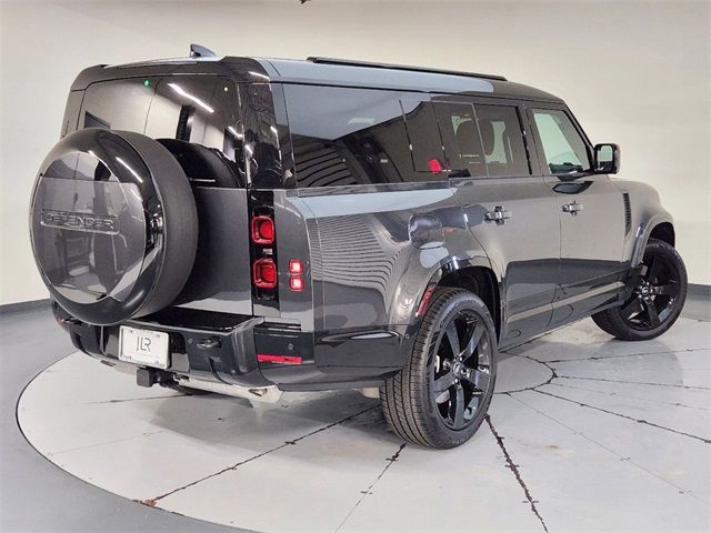 2025 Land Rover Defender X-Dynamic SE