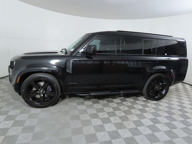 2025 Land Rover Defender X-Dynamic SE