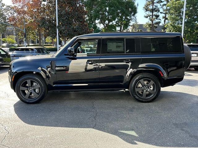 2025 Land Rover Defender X-Dynamic SE