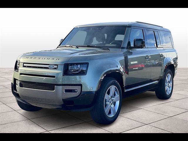 2025 Land Rover Defender X-Dynamic SE