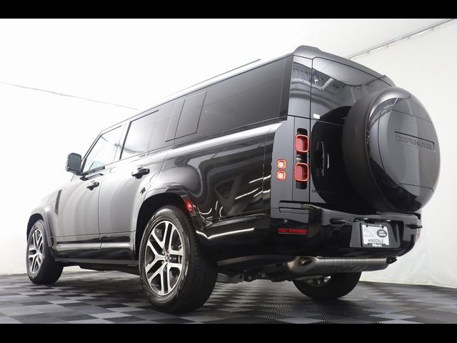 2025 Land Rover Defender X-Dynamic SE