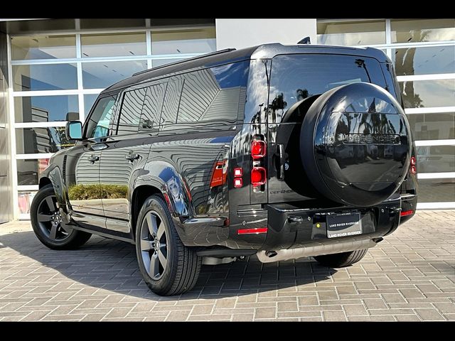 2025 Land Rover Defender X-Dynamic SE