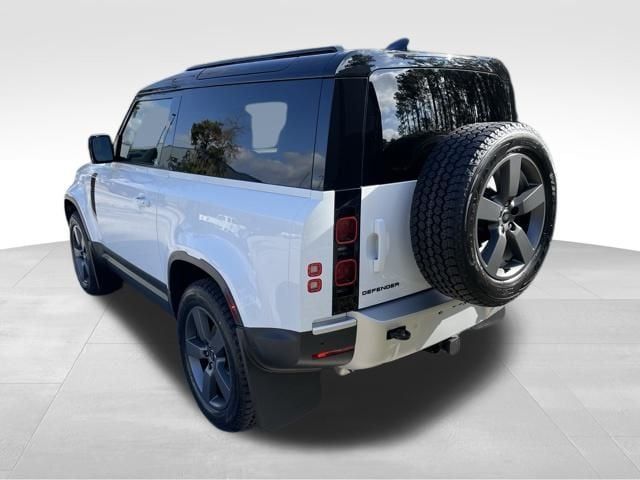 2025 Land Rover Defender S