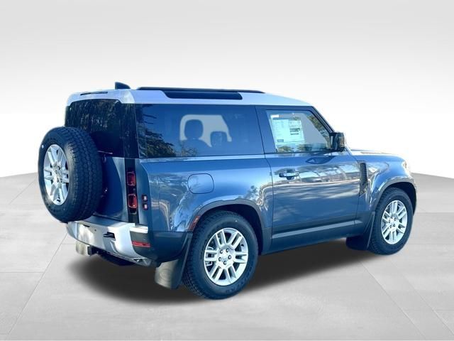 2025 Land Rover Defender S