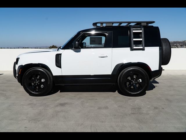 2025 Land Rover Defender X-Dynamic SE