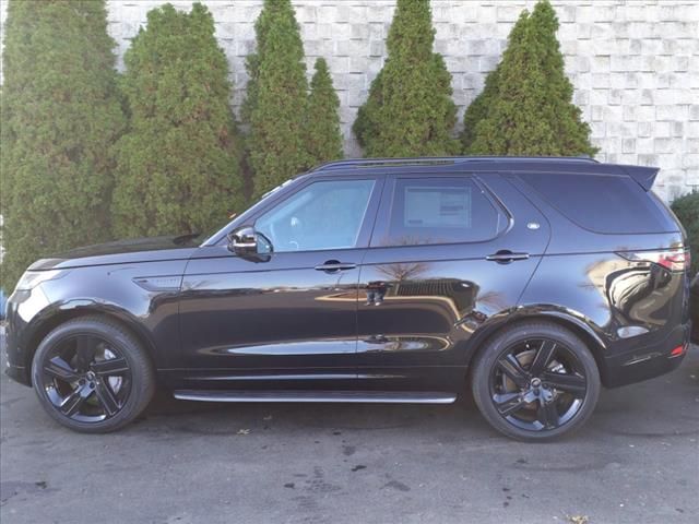 2025 Land Rover Discovery Dynamic SE