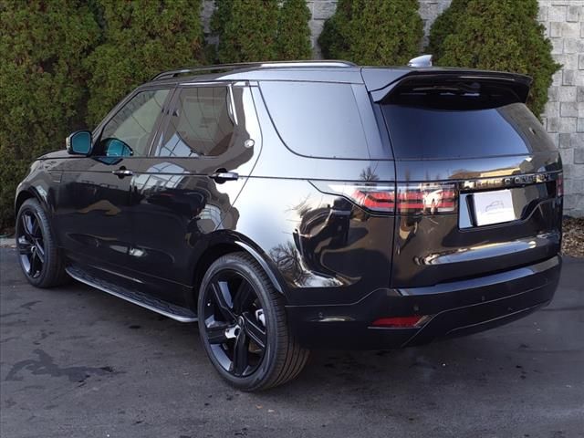 2025 Land Rover Discovery Dynamic SE