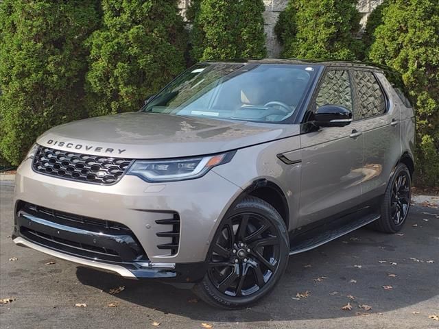 2025 Land Rover Discovery Dynamic SE