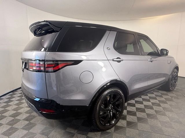 2025 Land Rover Discovery Dynamic SE