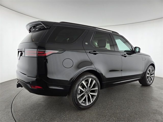 2025 Land Rover Discovery Dynamic SE