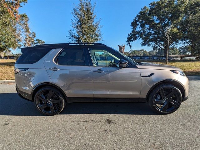 2025 Land Rover Discovery Dynamic SE