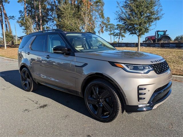 2025 Land Rover Discovery Dynamic SE