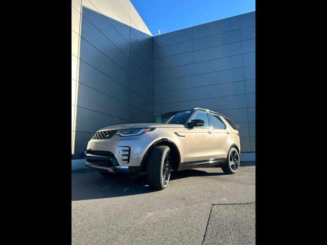 2025 Land Rover Discovery Dynamic SE