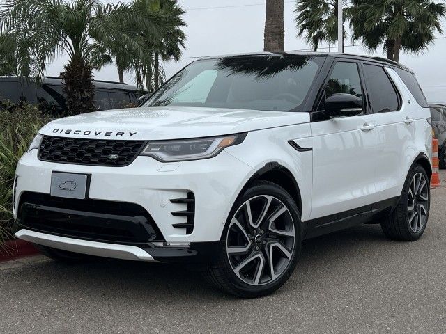 2025 Land Rover Discovery Dynamic SE