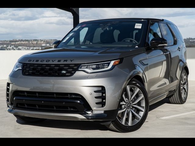 2025 Land Rover Discovery Dynamic SE