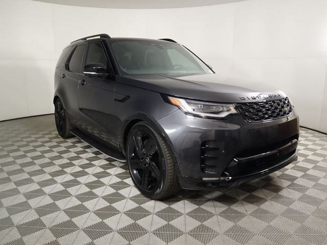 2025 Land Rover Discovery Dynamic SE