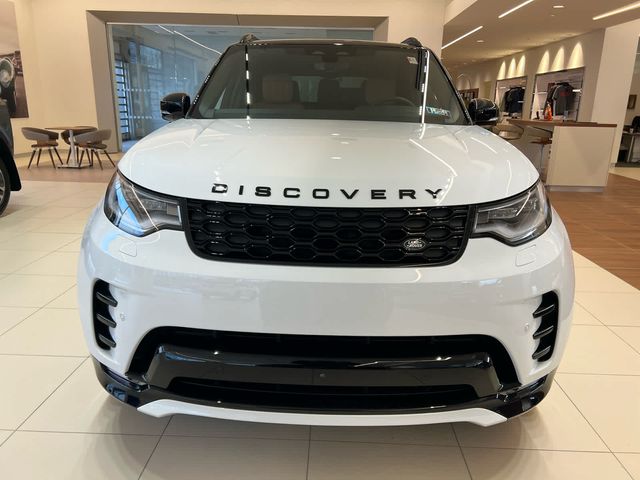 2025 Land Rover Discovery Dynamic SE