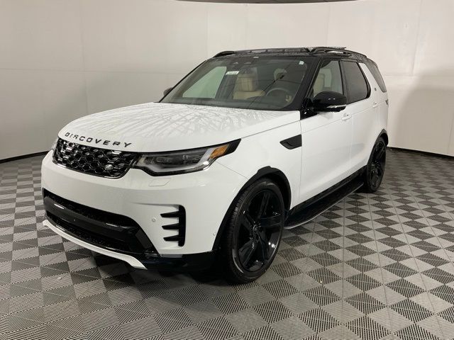 2025 Land Rover Discovery Dynamic SE