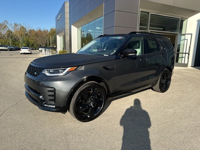 2025 Land Rover Discovery Dynamic SE