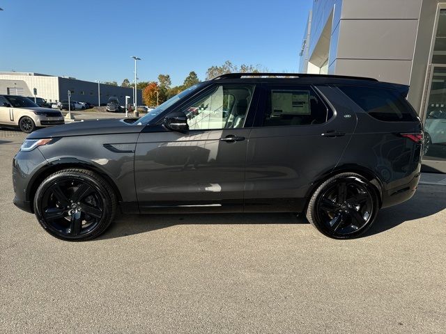 2025 Land Rover Discovery Dynamic SE