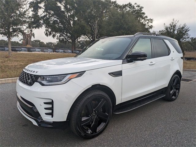 2025 Land Rover Discovery Dynamic SE