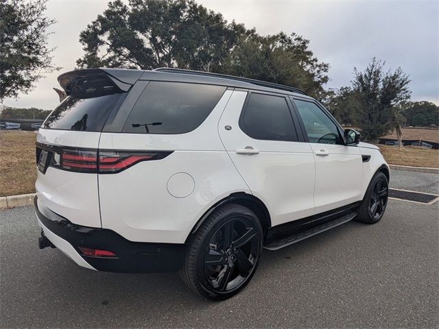 2025 Land Rover Discovery Dynamic SE