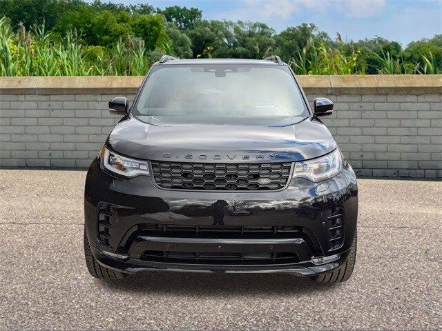 2025 Land Rover Discovery Dynamic SE
