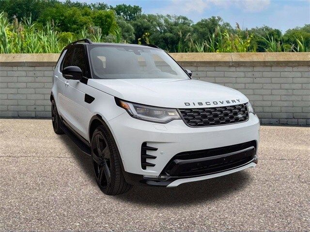 2025 Land Rover Discovery Dynamic SE