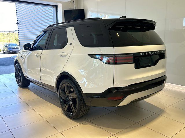 2025 Land Rover Discovery Metropolitan Edition