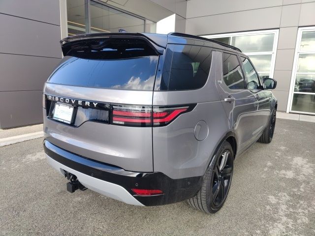 2025 Land Rover Discovery Metropolitan Edition