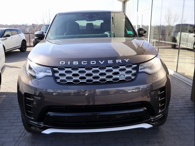 2025 Land Rover Discovery Metropolitan Edition