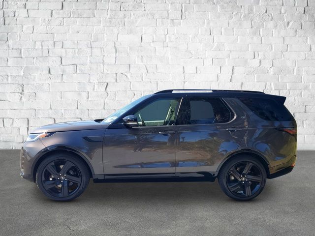 2025 Land Rover Discovery Metropolitan Edition