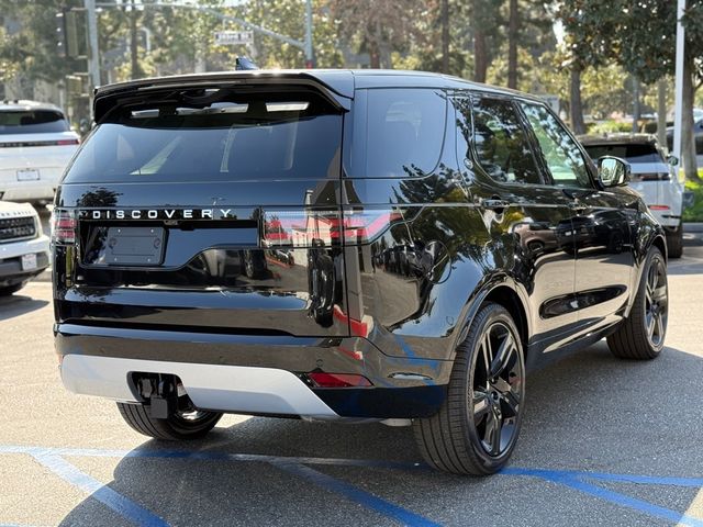 2025 Land Rover Discovery Metropolitan Edition