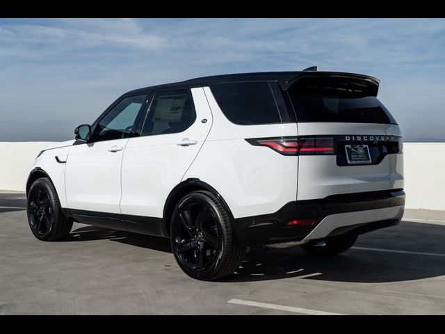 2025 Land Rover Discovery Metropolitan Edition