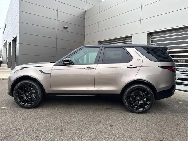 2025 Land Rover Discovery Dynamic SE