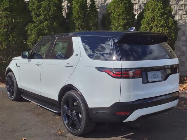 2025 Land Rover Discovery Dynamic SE