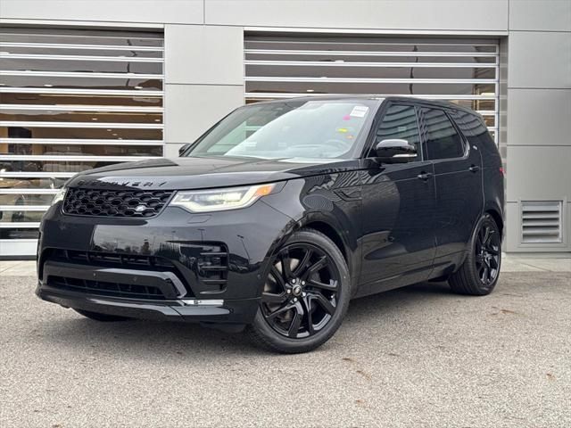 2025 Land Rover Discovery Dynamic SE