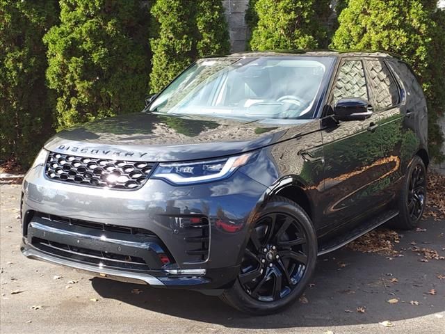 2025 Land Rover Discovery Dynamic SE