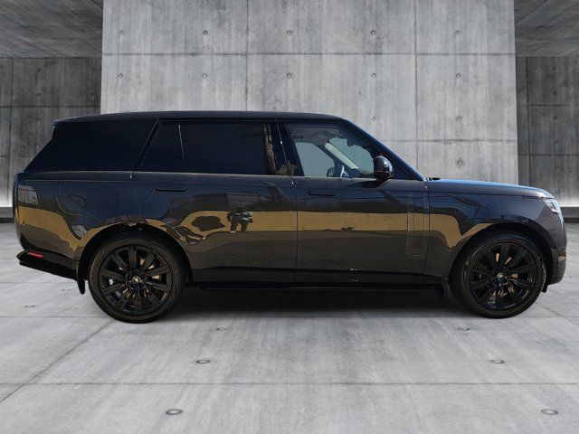 2025 Land Rover Range Rover Autobiography