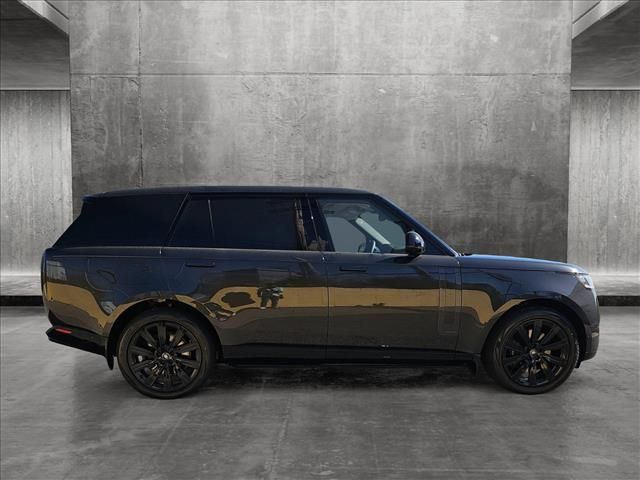 2025 Land Rover Range Rover Autobiography