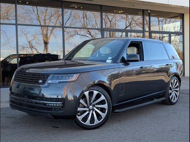 2025 Land Rover Range Rover Autobiography