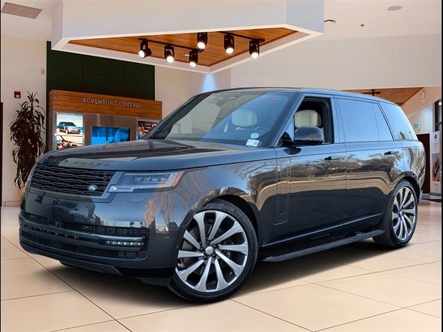 2025 Land Rover Range Rover Autobiography