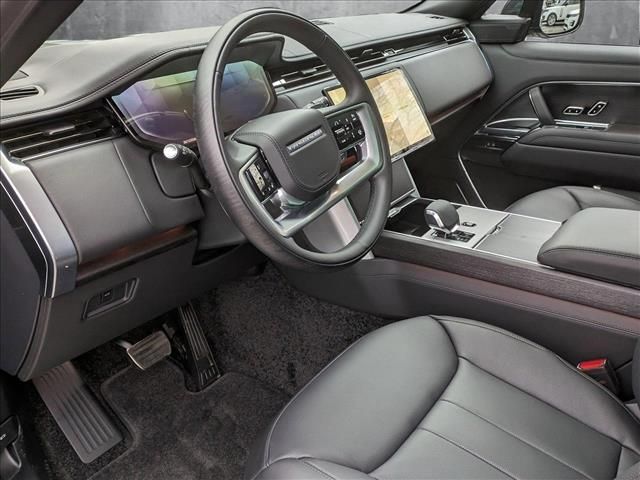 2025 Land Rover Range Rover Autobiography